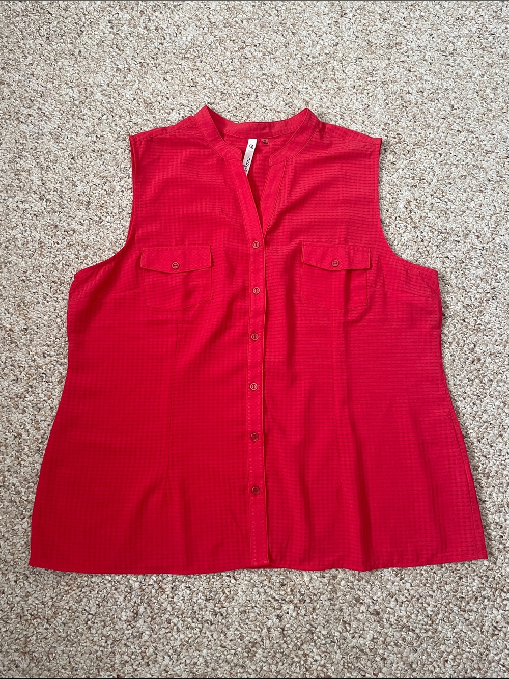NY Collection Sleeveless Red Button-Down Blouse